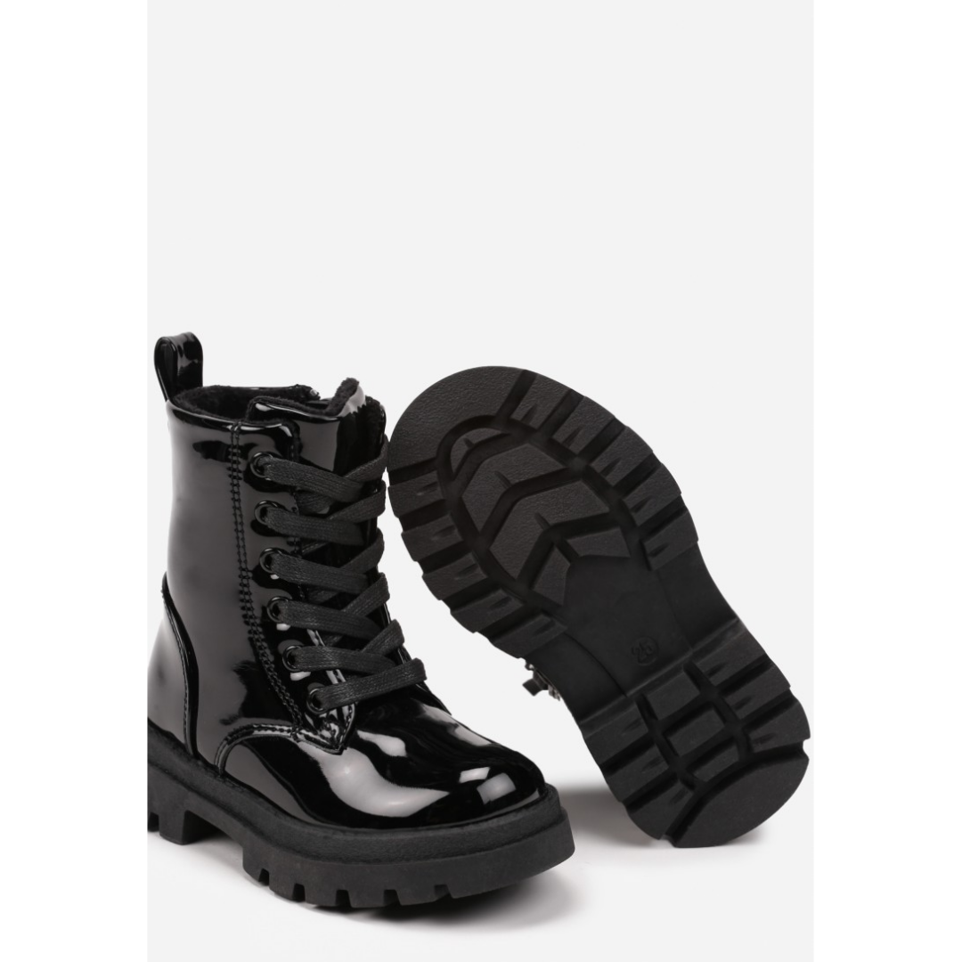 Laste saapad, must